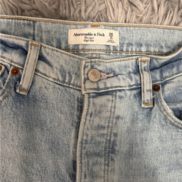 Abercrombie Dad Jeans - Picture 3 of 3